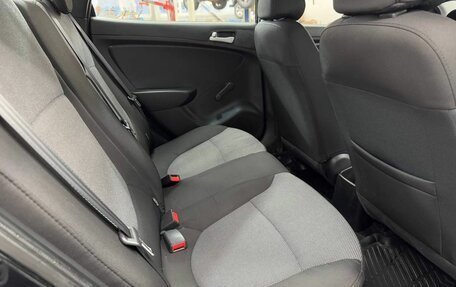 Hyundai Solaris II рестайлинг, 2013 год, 987 000 рублей, 19 фотография