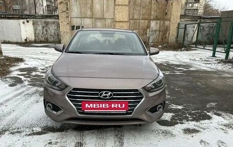 Hyundai Solaris II рестайлинг, 2018 год, 1 450 000 рублей, 5 фотография