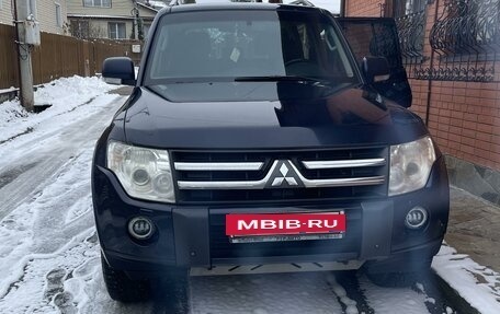 Mitsubishi Pajero IV, 2011 год, 2 350 000 рублей, 2 фотография