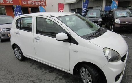 Daihatsu Mira e:S I рестайлинг, 2014 год, 587 012 рублей, 3 фотография