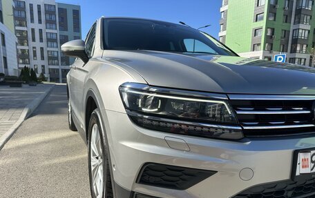 Volkswagen Tiguan II, 2018 год, 3 450 000 рублей, 9 фотография