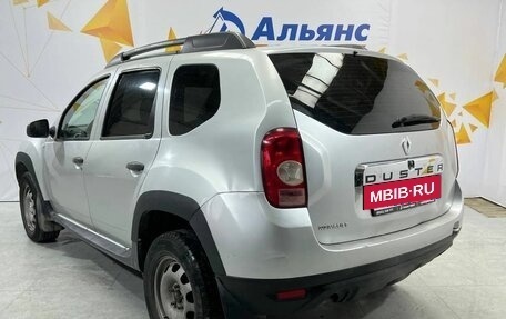 Renault Duster I рестайлинг, 2012 год, 800 000 рублей, 5 фотография