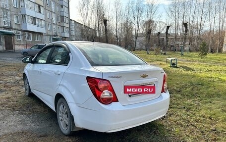 Chevrolet Aveo III, 2012 год, 700 000 рублей, 2 фотография