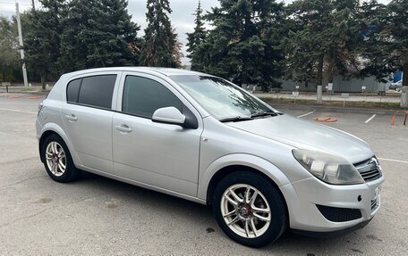 Opel Astra H, 2010 год, 610 000 рублей, 2 фотография