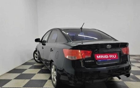 KIA Cerato III, 2010 год, 900 000 рублей, 4 фотография