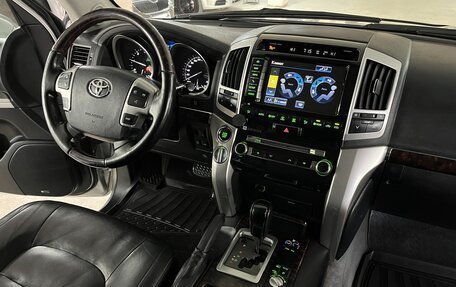 Toyota Land Cruiser 200, 2012 год, 3 950 000 рублей, 10 фотография