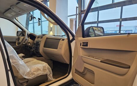 Ford Escape II, 2010 год, 1 200 000 рублей, 12 фотография