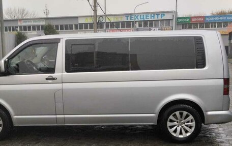 Volkswagen Transporter T5 рестайлинг, 2006 год, 1 300 000 рублей, 2 фотография