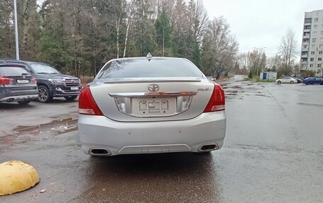 Toyota Crown Majesta, 2010 год, 1 100 000 рублей, 8 фотография