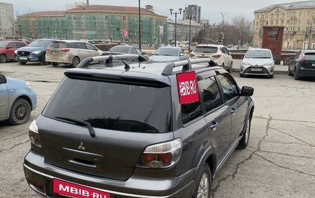 Mitsubishi Outlander III рестайлинг 3, 2006 год, 750 000 рублей, 3 фотография