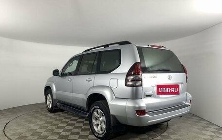 Toyota Land Cruiser Prado 120 рестайлинг, 2007 год, 2 190 000 рублей, 7 фотография