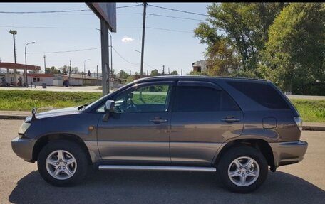 Toyota Harrier, 2001 год, 1 600 000 рублей, 7 фотография