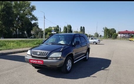 Toyota Harrier, 2001 год, 1 600 000 рублей, 3 фотография