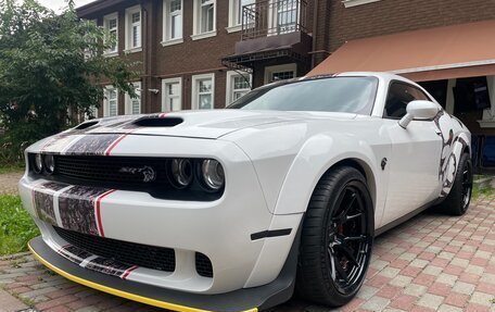 Dodge Challenger III рестайлинг 2, 2021 год, 11 900 000 рублей, 6 фотография