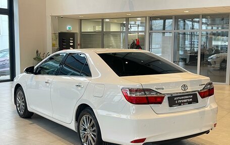 Toyota Camry, 2016 год, 2 395 000 рублей, 3 фотография