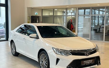 Toyota Camry, 2016 год, 2 395 000 рублей, 7 фотография