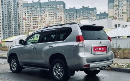 Toyota Land Cruiser Prado 150 рестайлинг 2, 2012 год, 2 790 000 рублей, 3 фотография