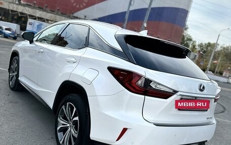 Lexus RX IV рестайлинг, 2019 год, 4 400 000 рублей, 4 фотография