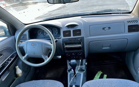 KIA Rio II, 2004 год, 200 000 рублей, 3 фотография