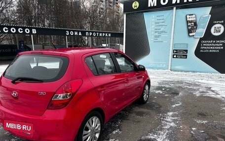 Hyundai i20 IB рестайлинг, 2010 год, 730 000 рублей, 3 фотография