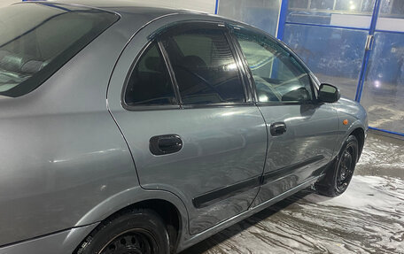 Nissan Almera, 2004 год, 400 000 рублей, 3 фотография