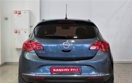 Opel Astra J, 2013 год, 920 000 рублей, 7 фотография