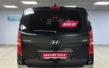 Hyundai H-1 II рестайлинг, 2021 год, 3 749 000 рублей, 6 фотография