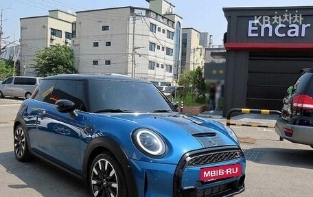 MINI Hatch, 2021 год, 2 300 200 рублей, 2 фотография