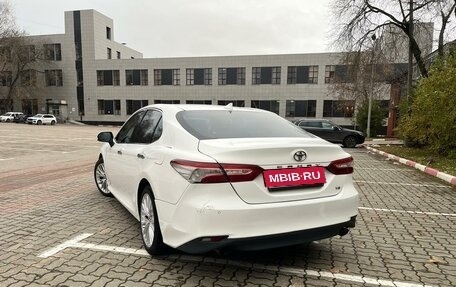 Toyota Camry, 2018 год, 2 899 000 рублей, 6 фотография