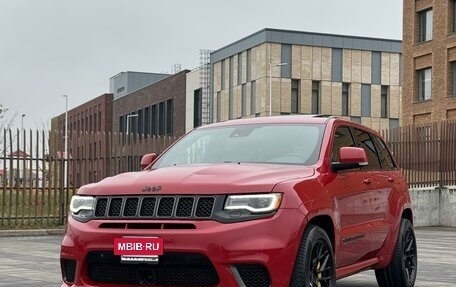 Jeep Grand Cherokee, 2018 год, 9 000 000 рублей, 4 фотография