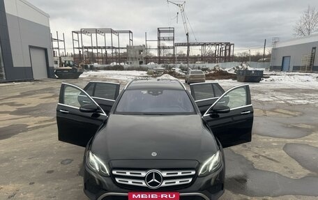 Mercedes-Benz E-Класс, 2019 год, 5 490 000 рублей, 20 фотография