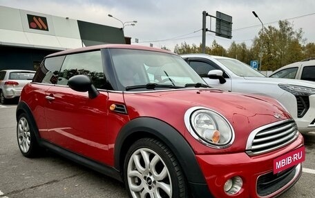 MINI Hatch, 2011 год, 900 000 рублей, 2 фотография