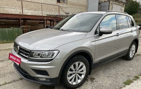 Volkswagen Tiguan II, 2020 год, 2 800 000 рублей, 3 фотография