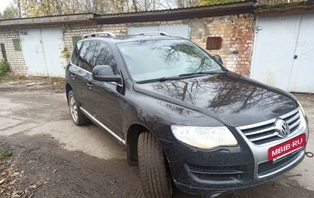 Volkswagen Touareg III, 2007 год, 700 000 рублей, 8 фотография