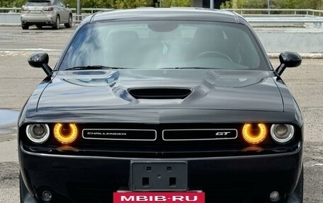 Dodge Challenger III рестайлинг 2, 2022 год, 5 580 000 рублей, 11 фотография