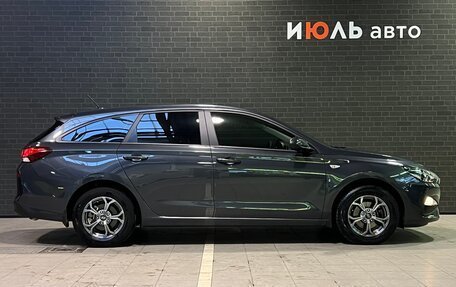 Hyundai i30 III, 2022 год, 2 240 000 рублей, 4 фотография