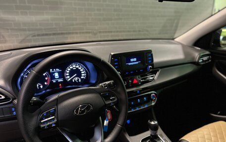 Hyundai i30 III, 2022 год, 2 240 000 рублей, 10 фотография