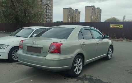 Toyota Avensis III рестайлинг, 2006 год, 900 000 рублей, 4 фотография