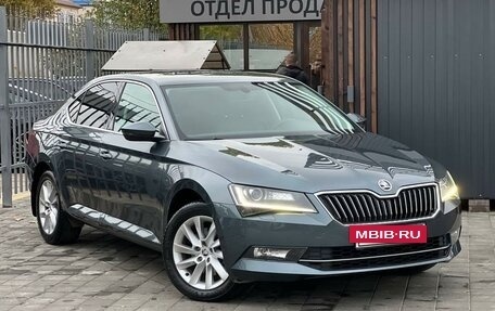 Skoda Superb III рестайлинг, 2018 год, 2 449 000 рублей, 3 фотография