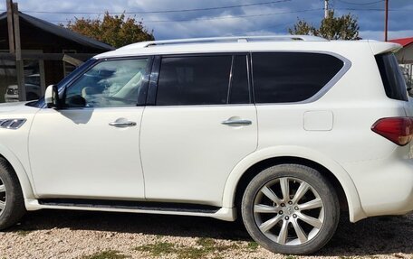 Infiniti QX56, 2011 год, 2 400 000 рублей, 6 фотография