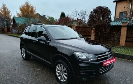 Volkswagen Touareg III, 2011 год, 2 600 000 рублей, 3 фотография