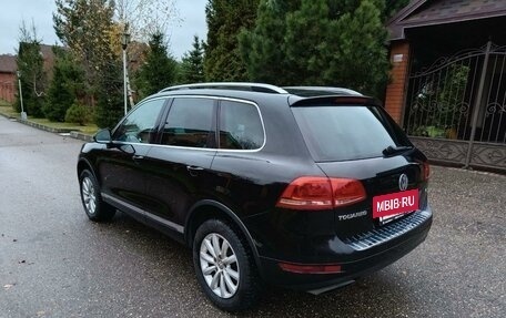 Volkswagen Touareg III, 2011 год, 2 600 000 рублей, 6 фотография