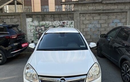 Opel Astra H, 2011 год, 750 000 рублей, 1 фотография