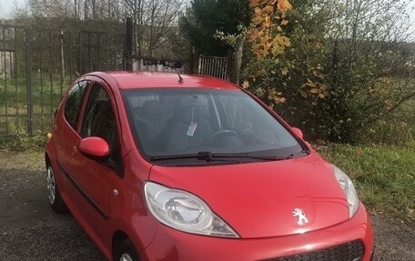 Peugeot 107 I рестайлинг, 2012 год, 455 000 рублей, 2 фотография