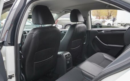 Volkswagen Jetta VI, 2013 год, 1 299 000 рублей, 11 фотография