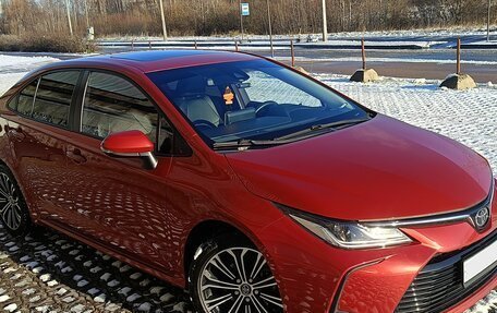 Toyota Corolla, 2019 год, 2 100 000 рублей, 3 фотография