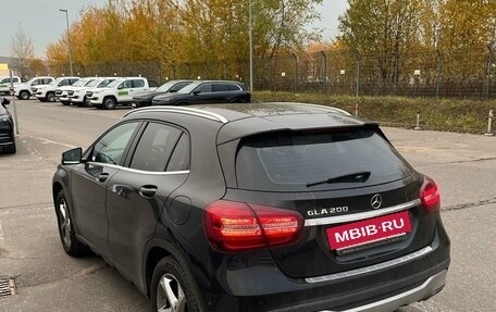 Mercedes-Benz GLA, 2017 год, 3 100 000 рублей, 4 фотография