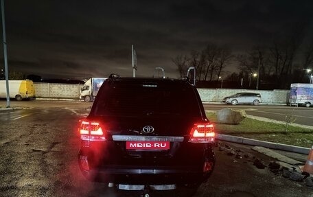 Toyota Land Cruiser 200, 2010 год, 3 400 000 рублей, 11 фотография