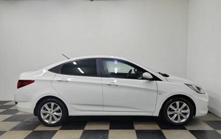 Hyundai Solaris II рестайлинг, 2012 год, 950 000 рублей, 4 фотография