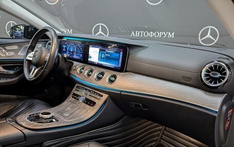 Mercedes-Benz CLS, 2018 год, 5 450 000 рублей, 4 фотография